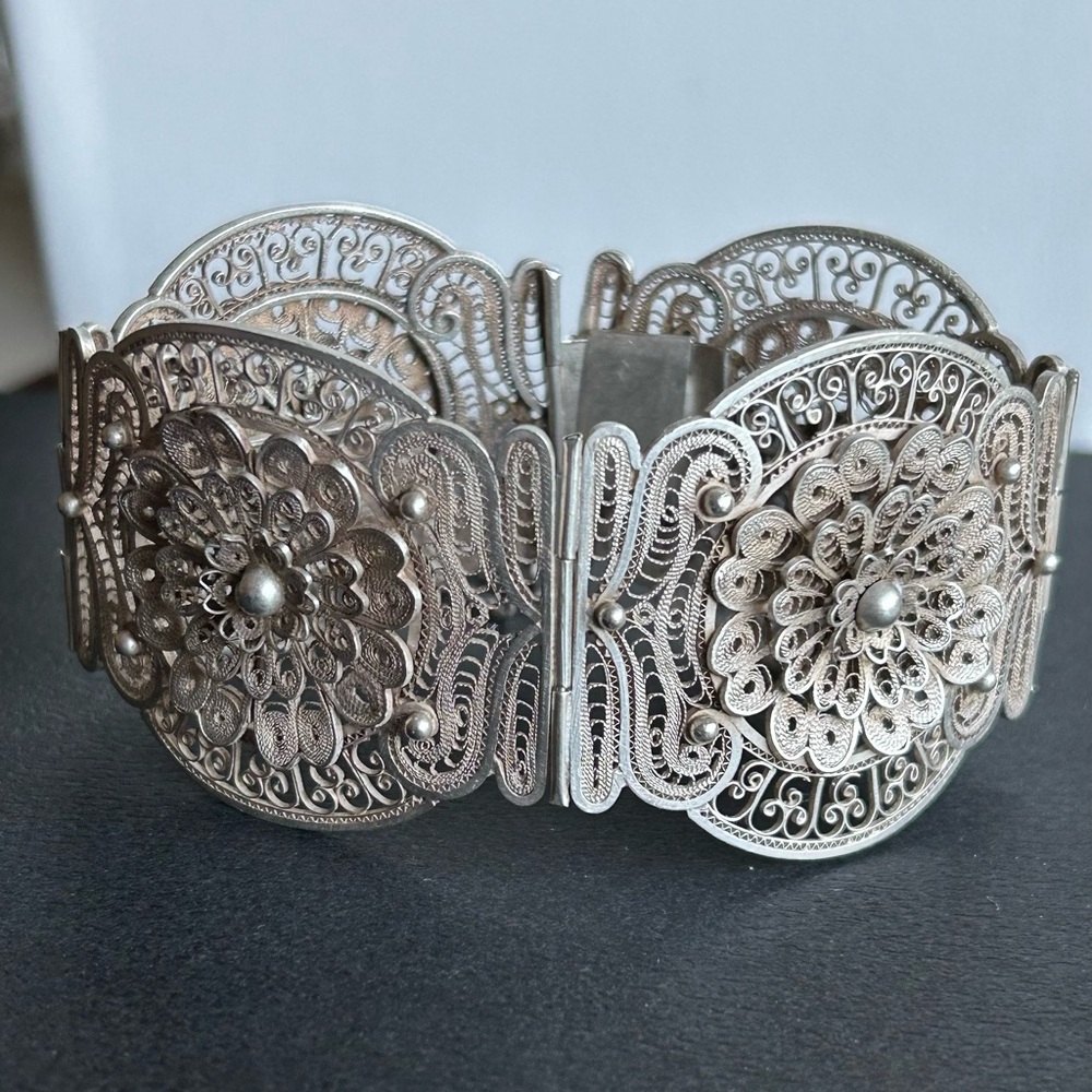 Intricate Made In Mexico 900 Silver Filigree Bracelet